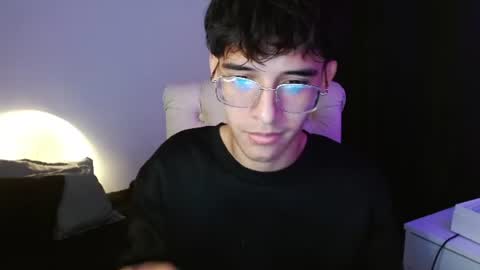 Snapshot of noah_millerx_ chatting on 07.04.26 noah online show from 07.04.26