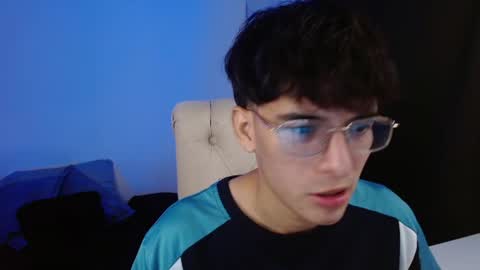 Snapshot of noah_millerx_ chatting on 07.11.26 noah online show from 07.11.26