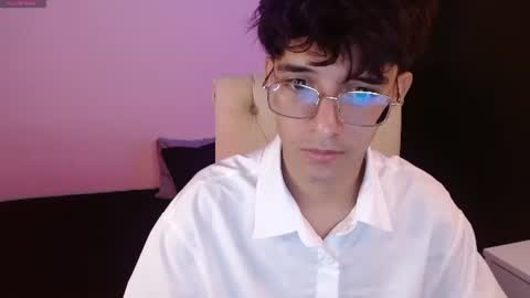 Snapshot of noah_millerx_ chatting on 07.21.26 noah online show from 07.21.26