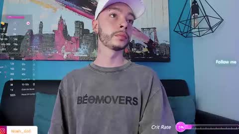 Snapshot of noah_ricci_ chatting on 12.15.24 online show from 12.15.24