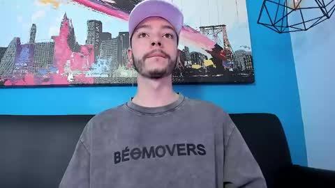 Snapshot of noah_ricci_ chatting on 12.20.24 online show from 12.20.24