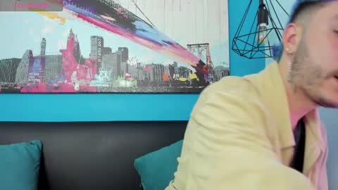 Snapshot of noah_ricci_ chatting on 01.12.25 online show from 01.12.25