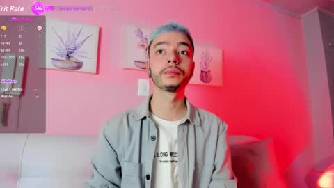 Snapshot of noah_ricci_ chatting on 03.04.25 online show from 03.04.25