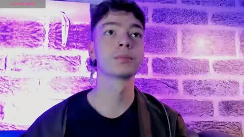 Snapshot of noah_ricci_ chatting on 09.14.25 online show from 09.14.25