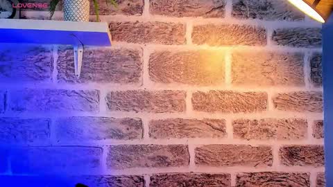 Snapshot of noah_ricci_ chatting on 10.06.25 online show from 10.06.25