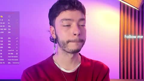 Snapshot of noah_ricci_ chatting on 10.09.25 online show from 10.09.25