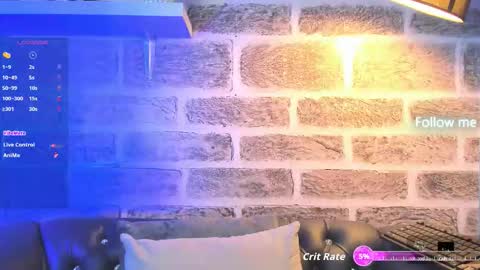 Snapshot of noah_ricci_ chatting on 10.31.25 online show from 10.31.25