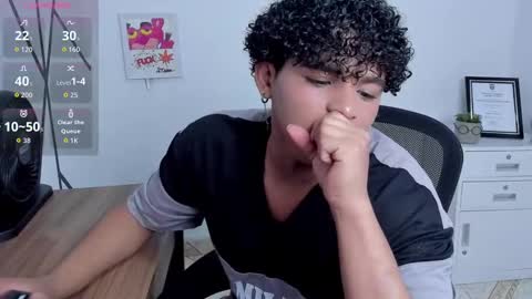 Snapshot of noah_smith04 chatting on 10.11.25 noah_smith04 online show from 10.11.25