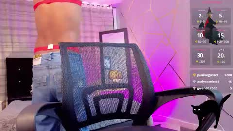 Snapshot of noah_smith04 chatting on 10.24.25 noah_smith04 online show from 10.24.25