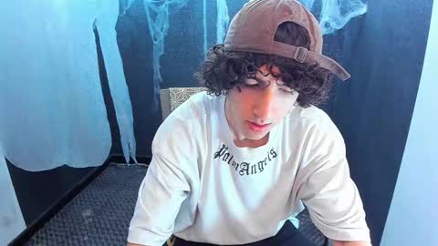 noah_sokolov online show from 10.30.25