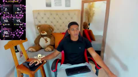 N O AH - S T H O  N E online show from 01.12.26