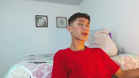 Snapshot of noah_tyler_ chatting on 12.03.24 noah tyler online show from 12.03.24