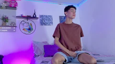 Snapshot of noah_tyler_ chatting on 10.03.25 noah tyler online show from 10.03.25