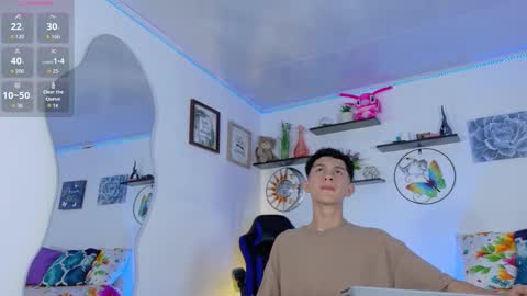 Snapshot of noah_tyler_ chatting on 10.07.25 noah tyler online show from 10.07.25