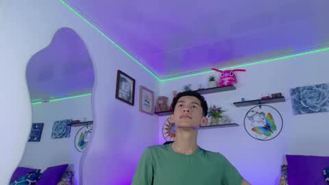 Snapshot of noah_tyler_ chatting on 10.20.25 noah tyler online show from 10.20.25