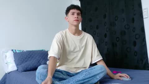 Snapshot of noah_tyler_ chatting on 10.28.25 noah tyler online show from 10.28.25