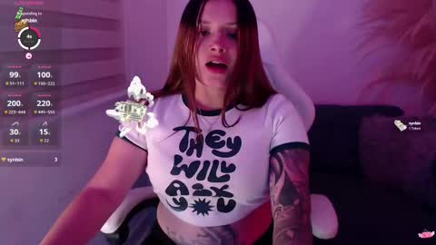 Snapshot of noah_white3 chatting on 10.31.25 noah_white3 online show from 10.31.25