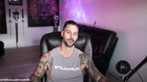 Snapshot of noahfitt chatting on 07.14.26 Noah Fitt online show from 07.14.26