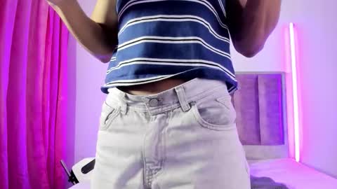 Snapshot of noahjhoness chatting on 09.14.25 noahjhoness online show from 09.14.25