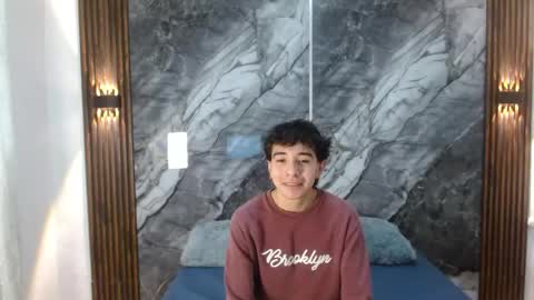 Snapshot of noahwalker__ chatting on 04.14.26 online show from 04.14.26