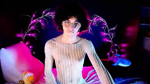 Snapshot of noahxtar chatting on 10.08.25 Noah Xtar online show from 10.08.25