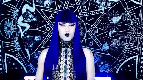 caroline online show from 11.04.25