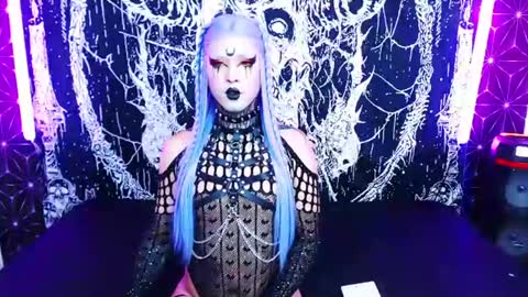 caroline online show from 06.17.26