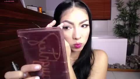 Noa Stone online show from 06.15.26