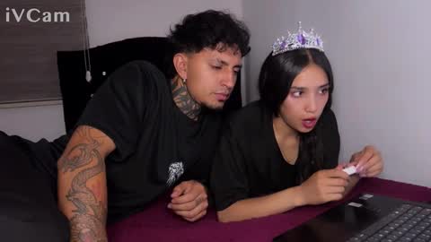 Jean Y Isa online show from 12.03.25