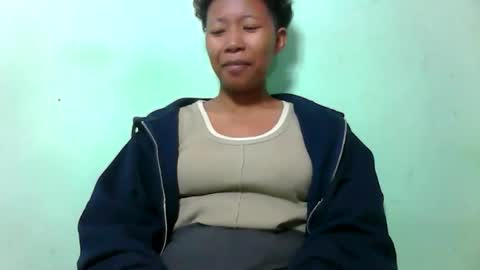 Snapshot of noellah chatting on 09.25.25 noellah online show from 09.25.25