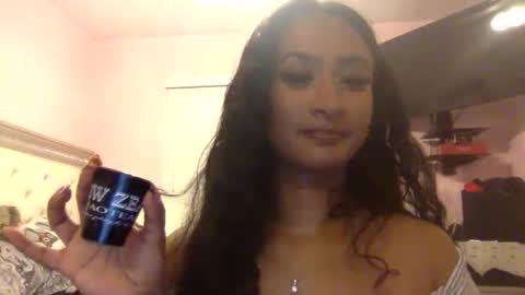 Snapshot of noemi_1854372 chatting on 10.09.25 noemi_1854372 online show from 10.09.25