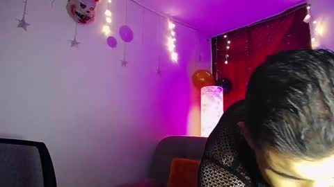 Snapshot of noha_lux1 chatting on 09.17.25 Noha Lux online show from 09.17.25
