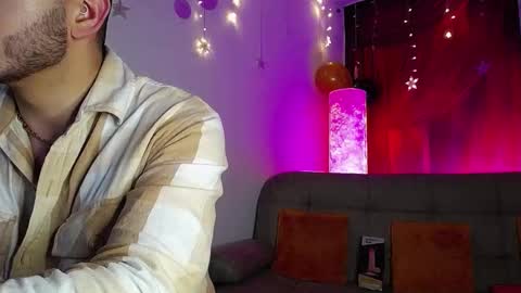 Snapshot of noha_lux1 chatting on 09.21.25 Noha Lux online show from 09.21.25