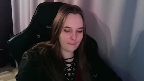 Snapshot of noir_ember_ chatting on 09.28.25 noir_ember_ online show from 09.28.25