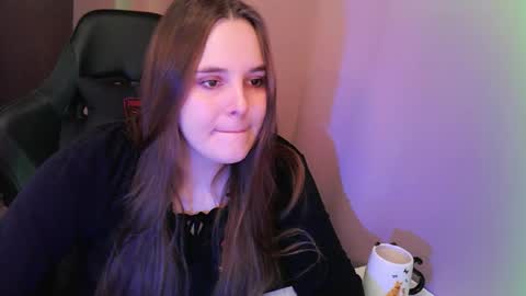 Snapshot of noir_ember_ chatting on 11.03.25 noir_ember_ online show from 11.03.25