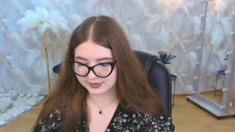 noirwhisper online show from 11.14.25