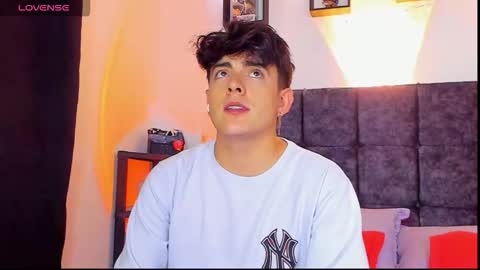 Snapshot of nolan_twink chatting on 10.17.25 Nolan online show from 10.17.25