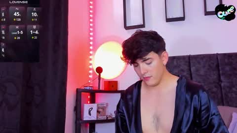 Snapshot of nolan_twink chatting on 11.15.25 Nolan online show from 11.15.25