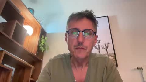 Snapshot of nolo34 chatting on 05.22.26 nolo34 online show from 05.22.26