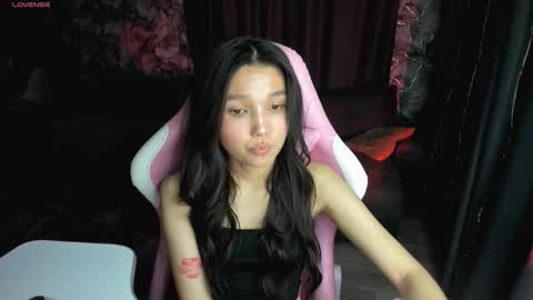 Snapshot of nomibean chatting on 03.11.26 nomi online show from 03.11.26