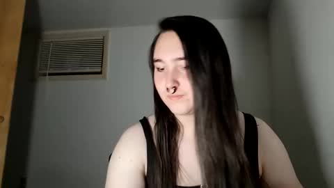 Snapshot of nonbinarybeauty20 chatting on 02.06.26 nonbinarybeauty20 online show from 02.06.26