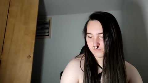 Snapshot of nonbinarybeauty20 chatting on 02.12.26 nonbinarybeauty20 online show from 02.12.26