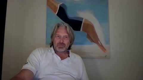 Snapshot of nonsequiture chatting on 10.24.25 Ralle online show from 10.24.25