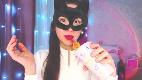 Send message when u here online show from 02.23.25