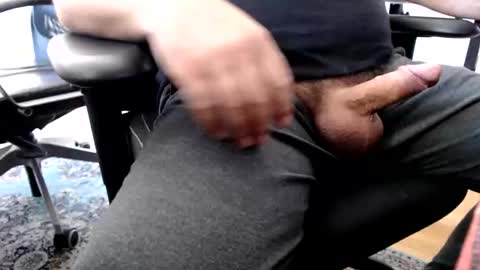 Snapshot of nopantbsx chatting on 10.12.25 The Best Ever online show from 10.12.25