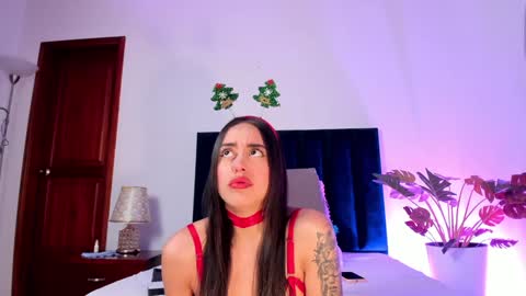 Nora Da Silva online show from 12.20.24