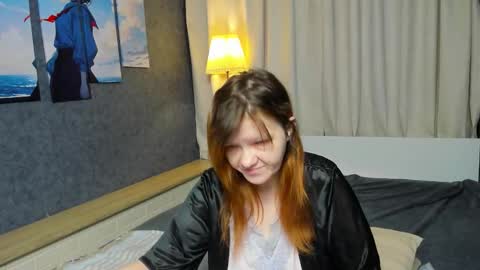 Snapshot of nora_lovvv chatting on 10.28.25 Nora online show from 10.28.25