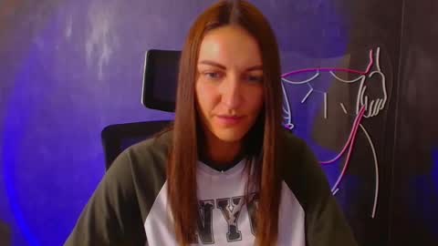 Nora online show from 09.10.25