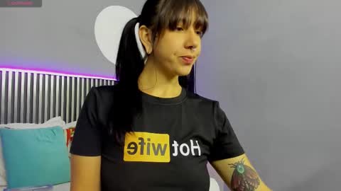 Snapshot of nora_temptress chatting on 02.22.26 Nora Temptress online show from 02.22.26