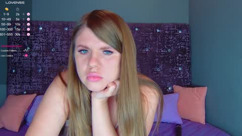 Snapshot of norabigas chatting on 12.26.24 Nora online show from 12.26.24